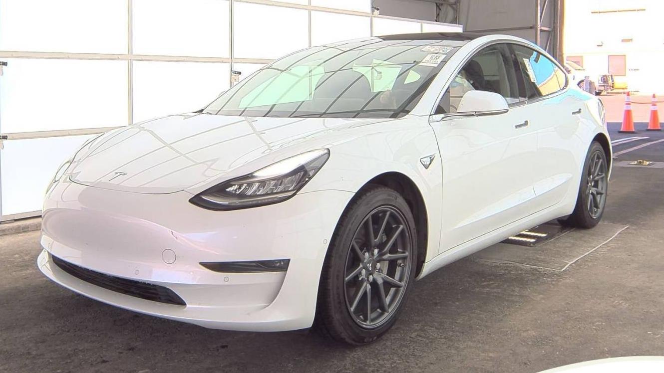 TESLA MODEL 3 2018 5YJ3E1EA4JF057598 image